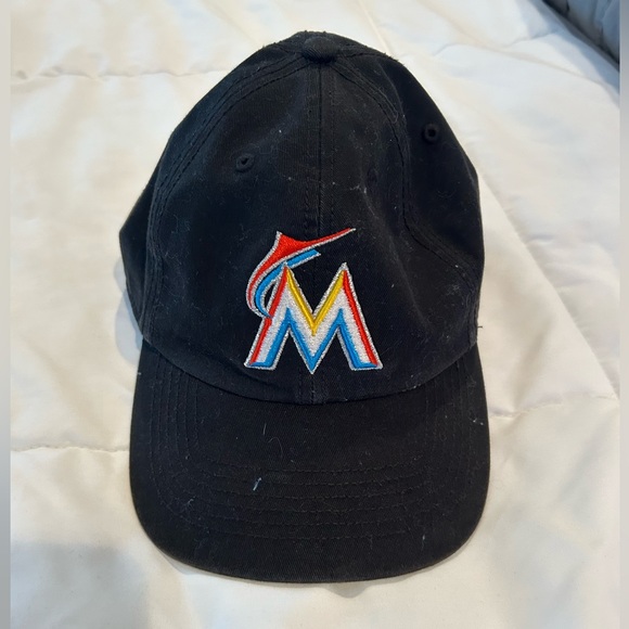 Kids size marlins Cap - Picture 1 of 3